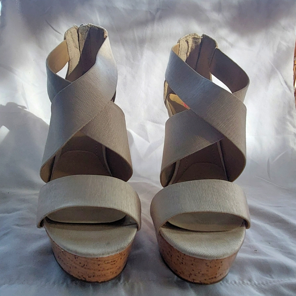Women's cream wedge sandal
